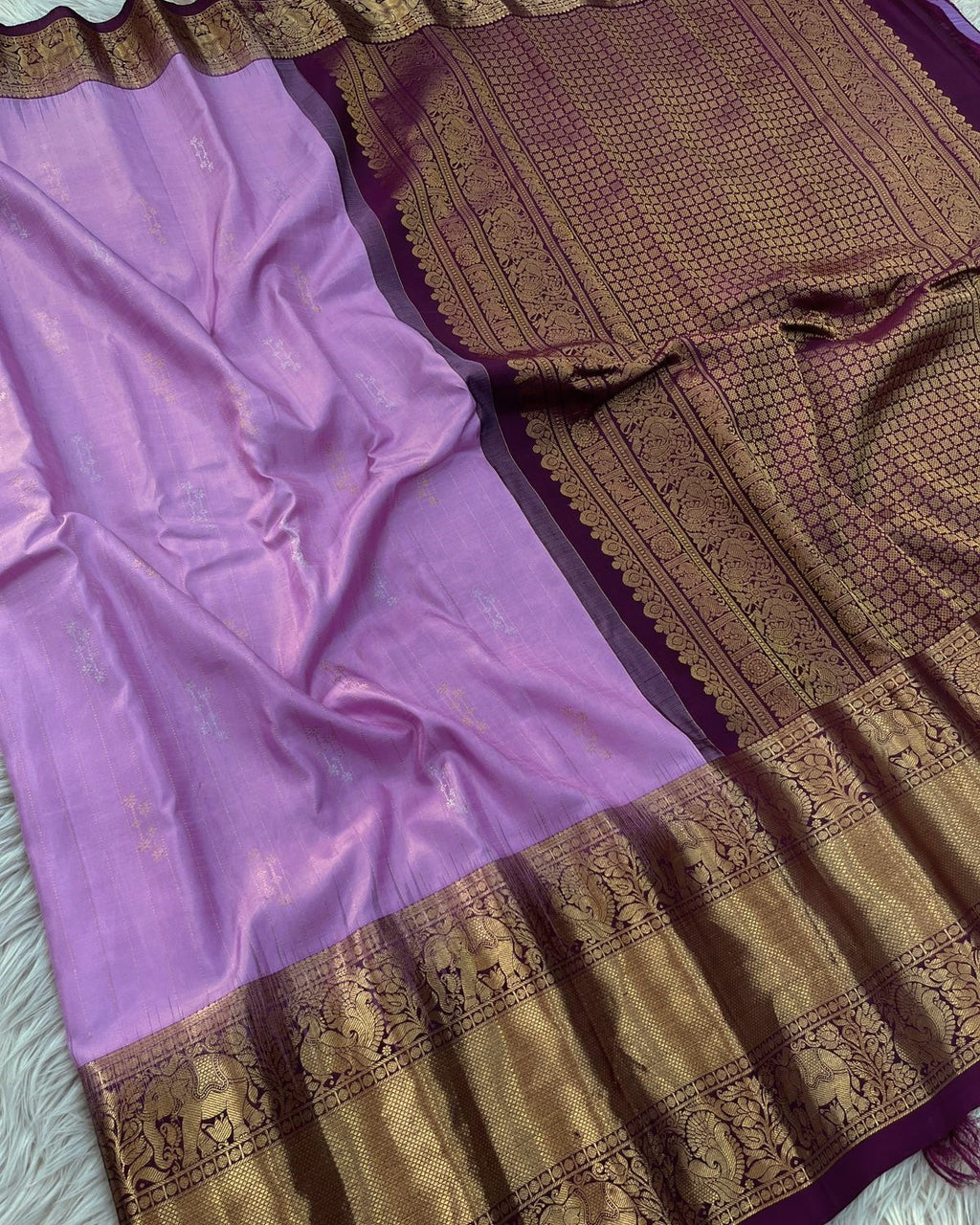 Soft Lilac 10 Handloom Gadwal Pattu Saree