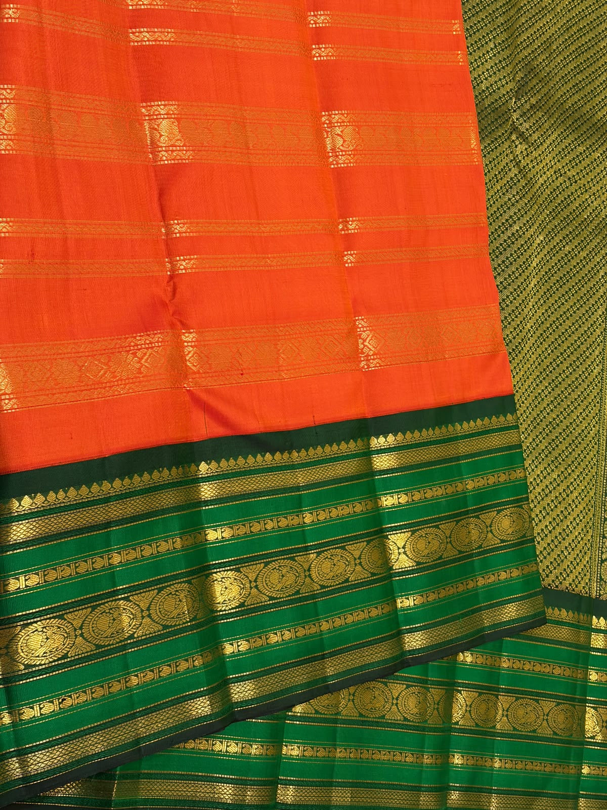 Urvi 01