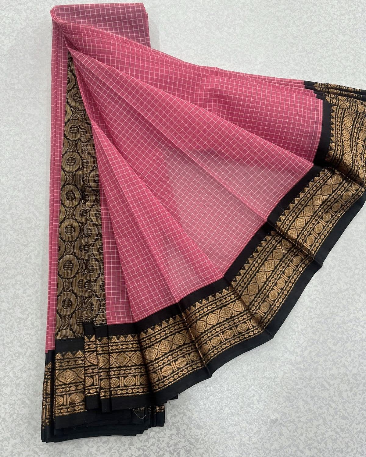 Rose Pink Checked Pure Gadwal Cotton Saree
