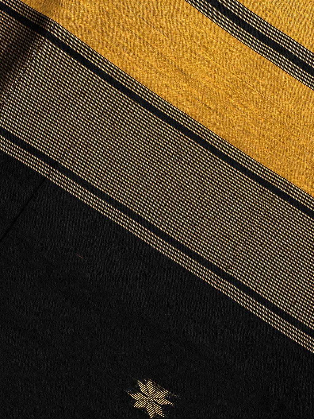 black and yellow handloom maheshwari cotton saree