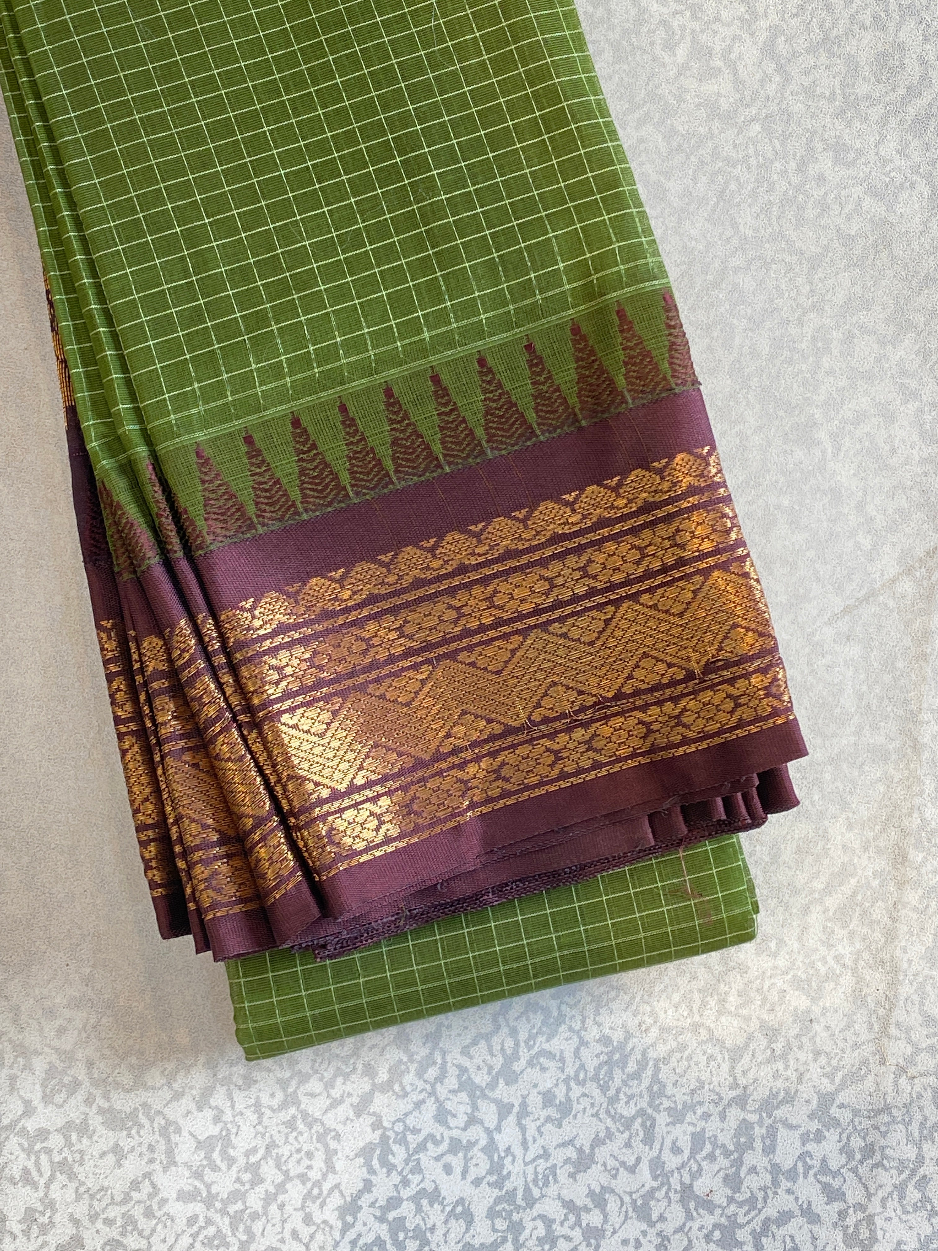 Olive Temple Pure Gadwal Cotton Saree