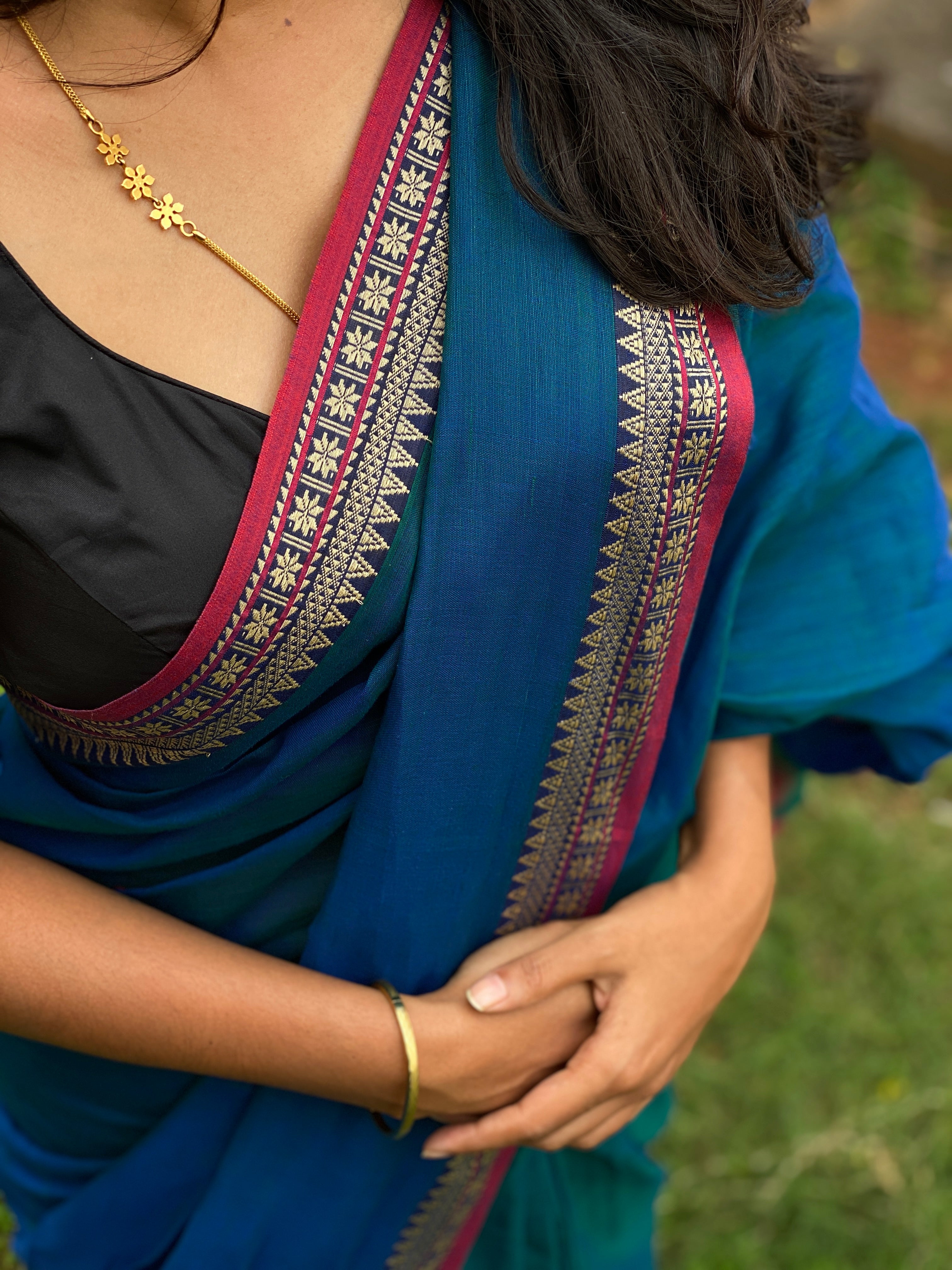 Narayanpet Cotton Saree - Royal Blue Flower Border