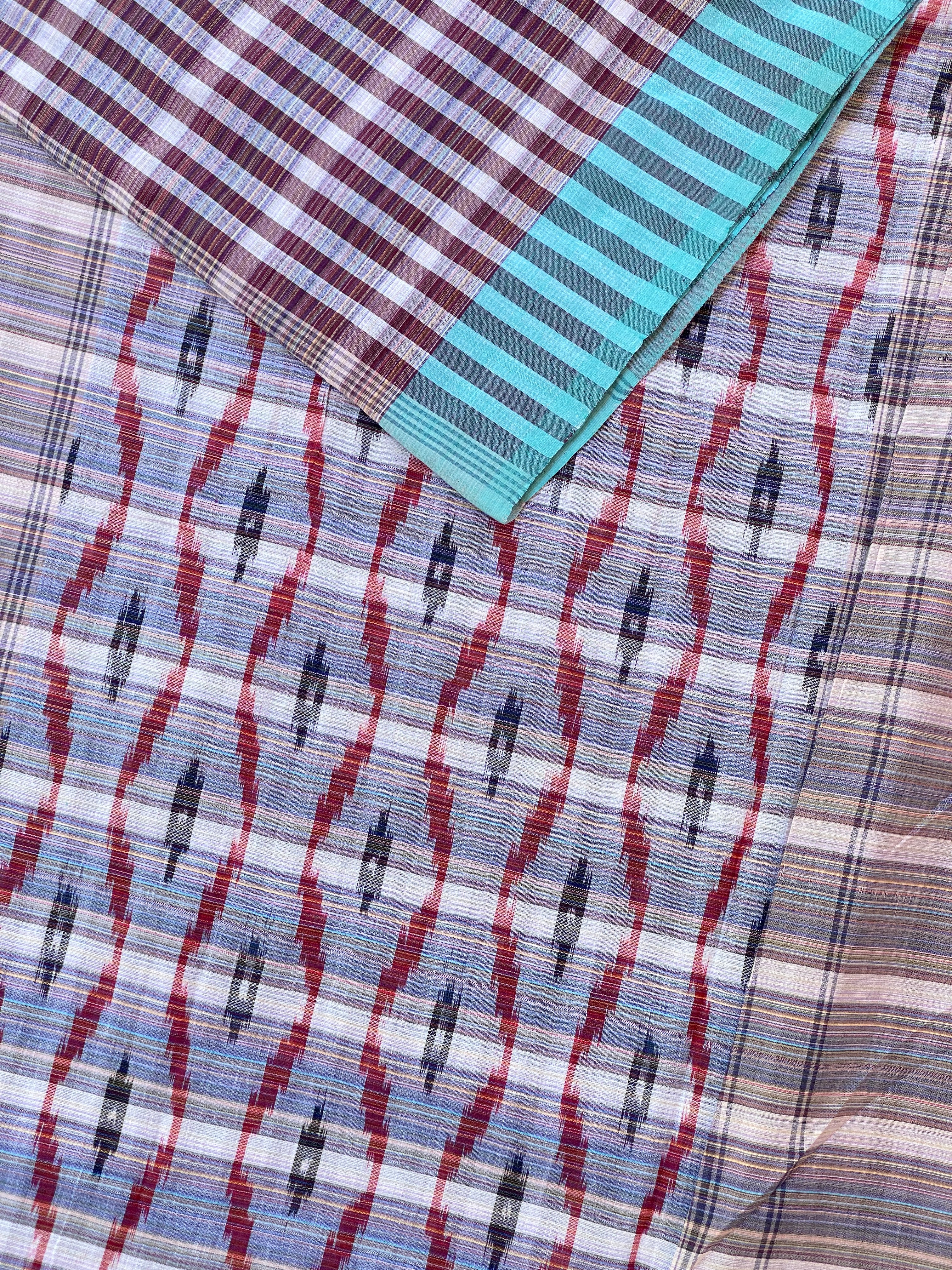 Checks Cotton Saree - Maroon Blue