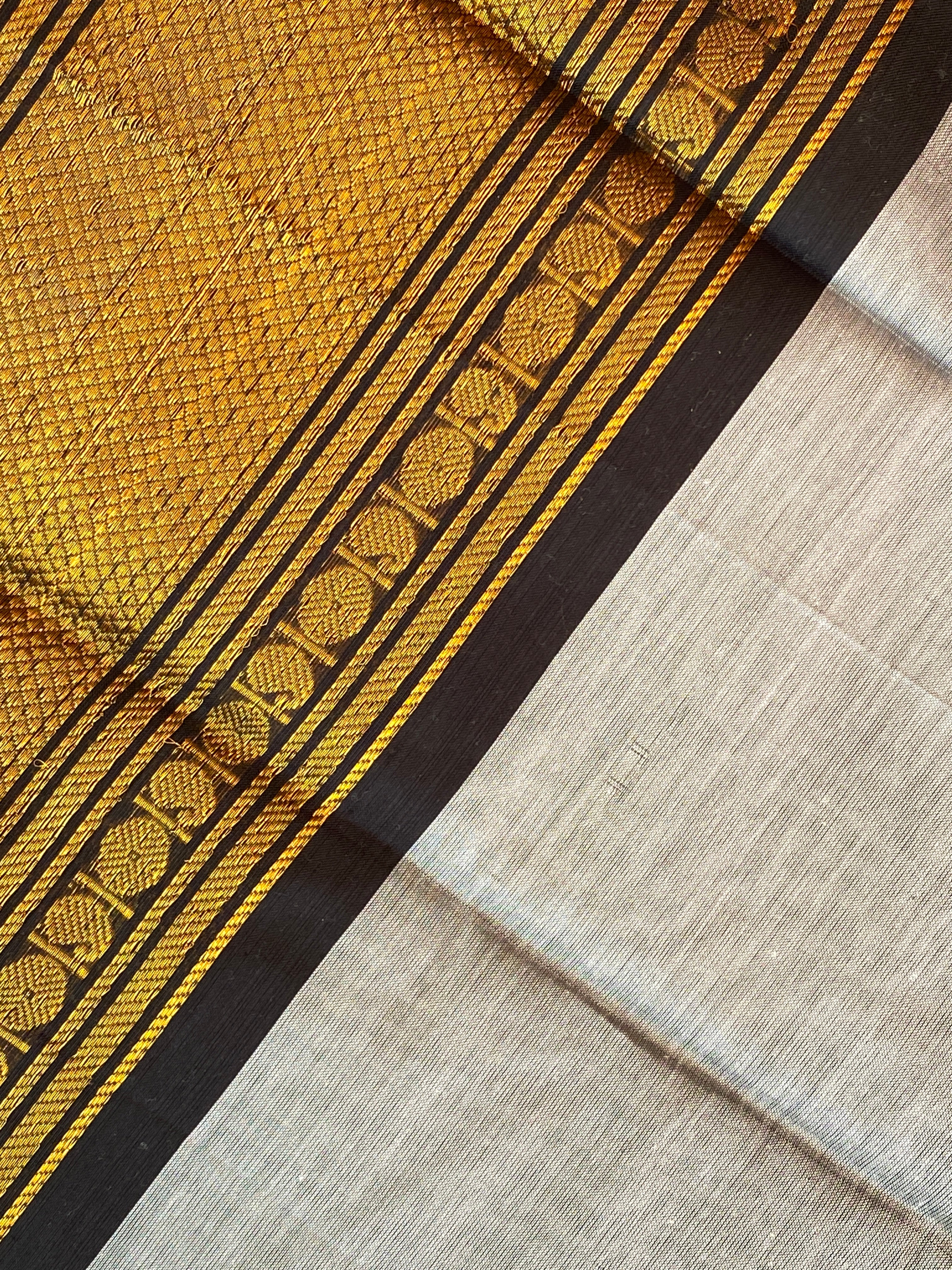 Narayanpet Cotton Saree - Soft Grey