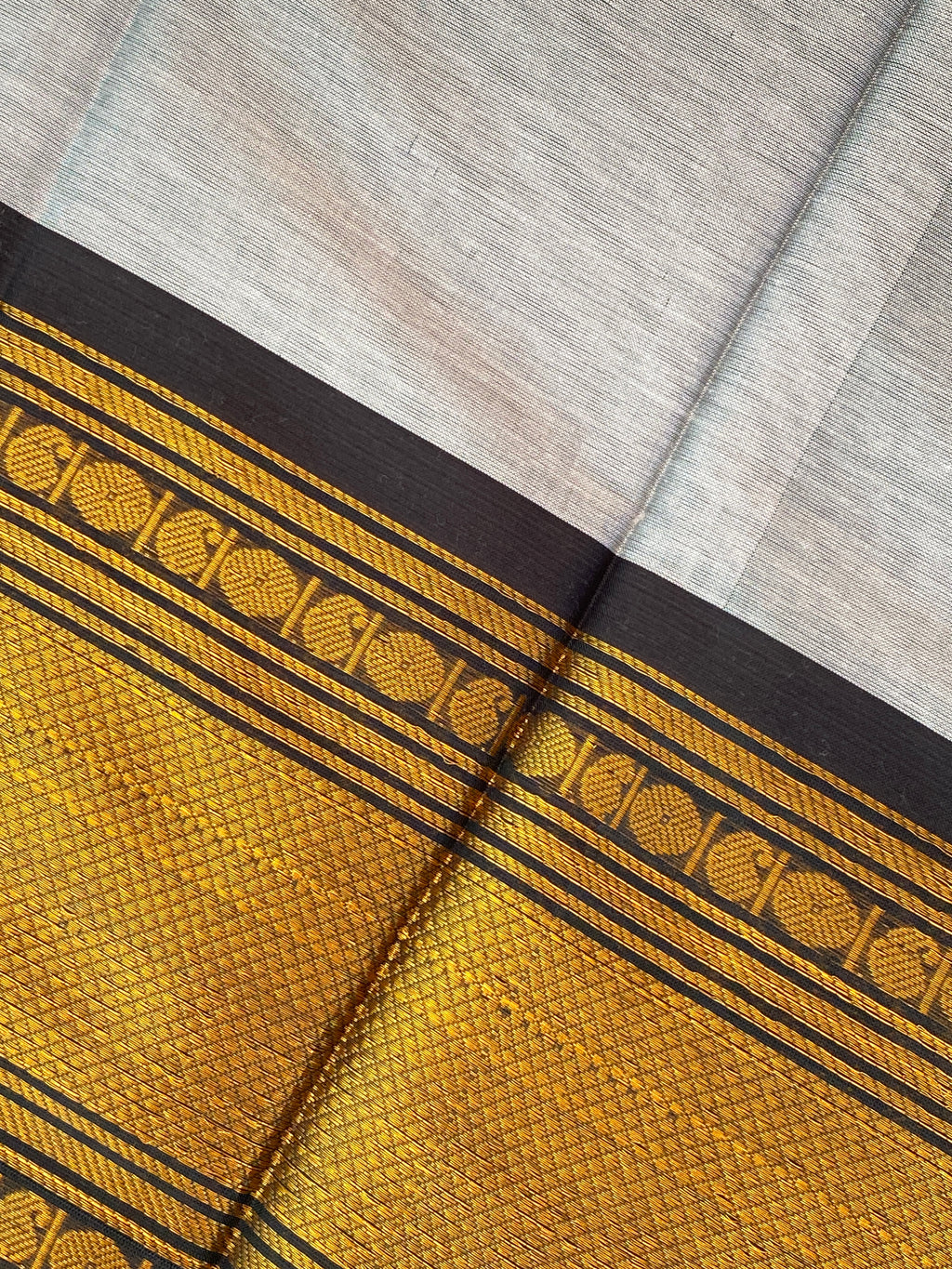 Narayanpet Cotton Saree - Soft Grey (blue tint)