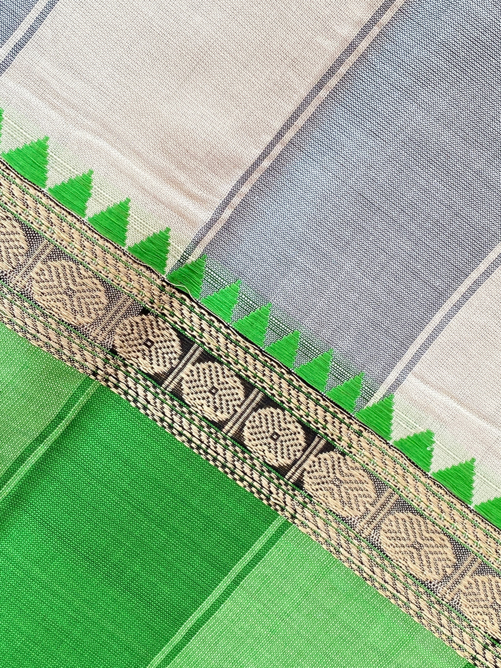 Ganga Jamuna Saree - Grey