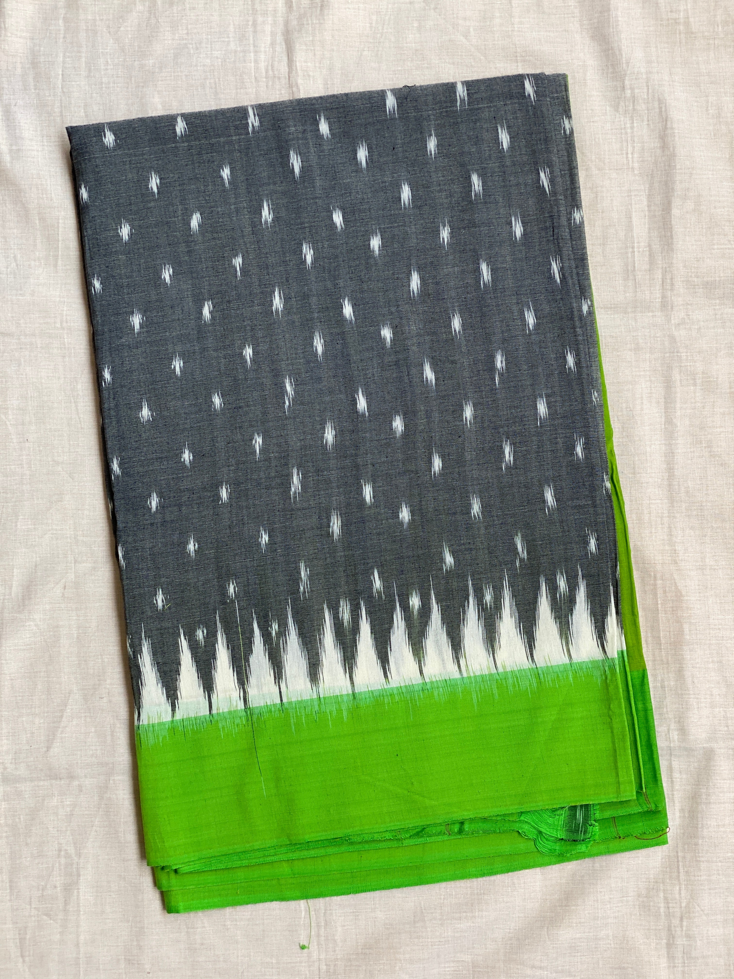 Pochampally Ikkat - Soft Ivory