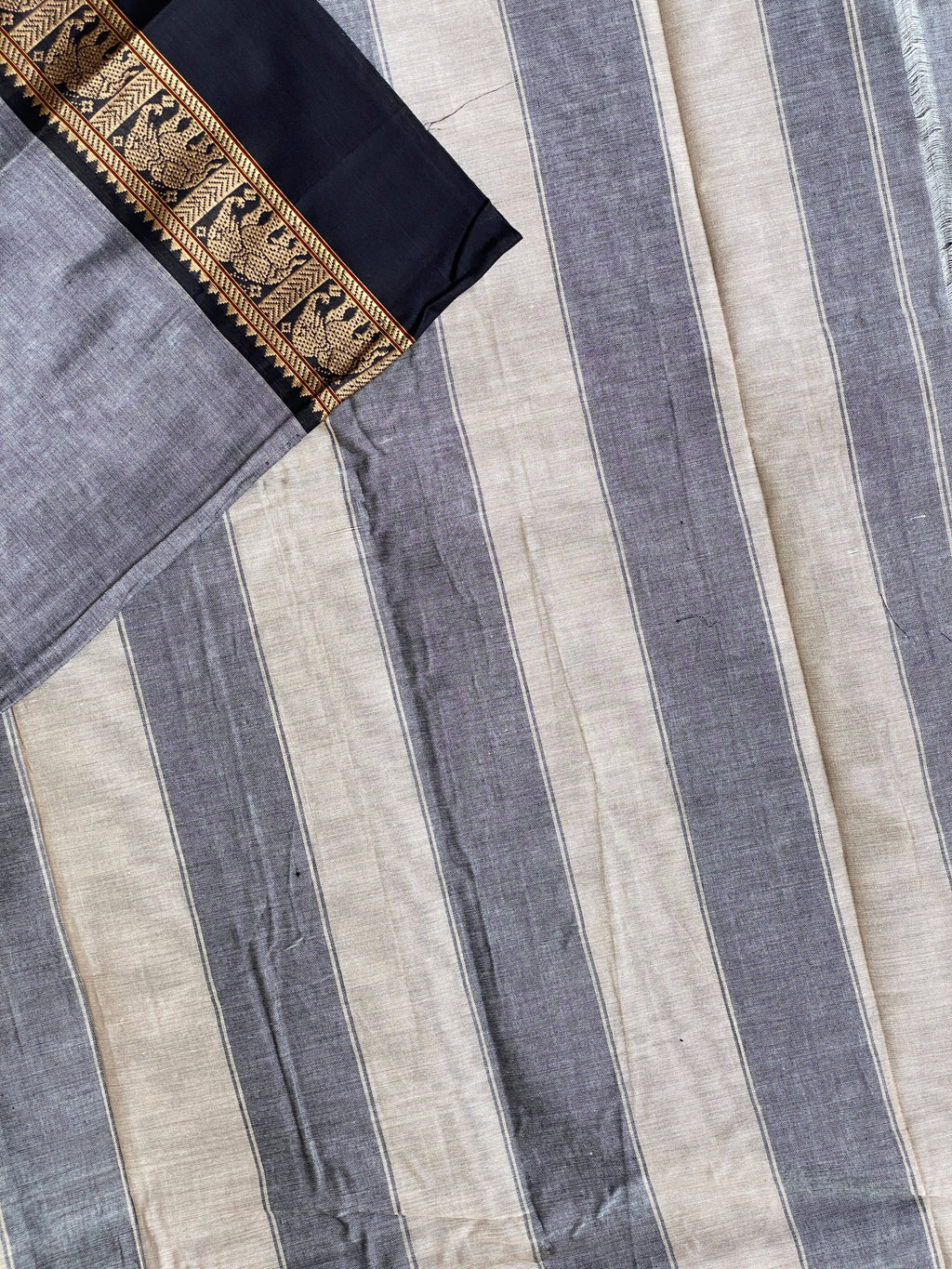 Narayanpet Elephant Border - Soft Grey