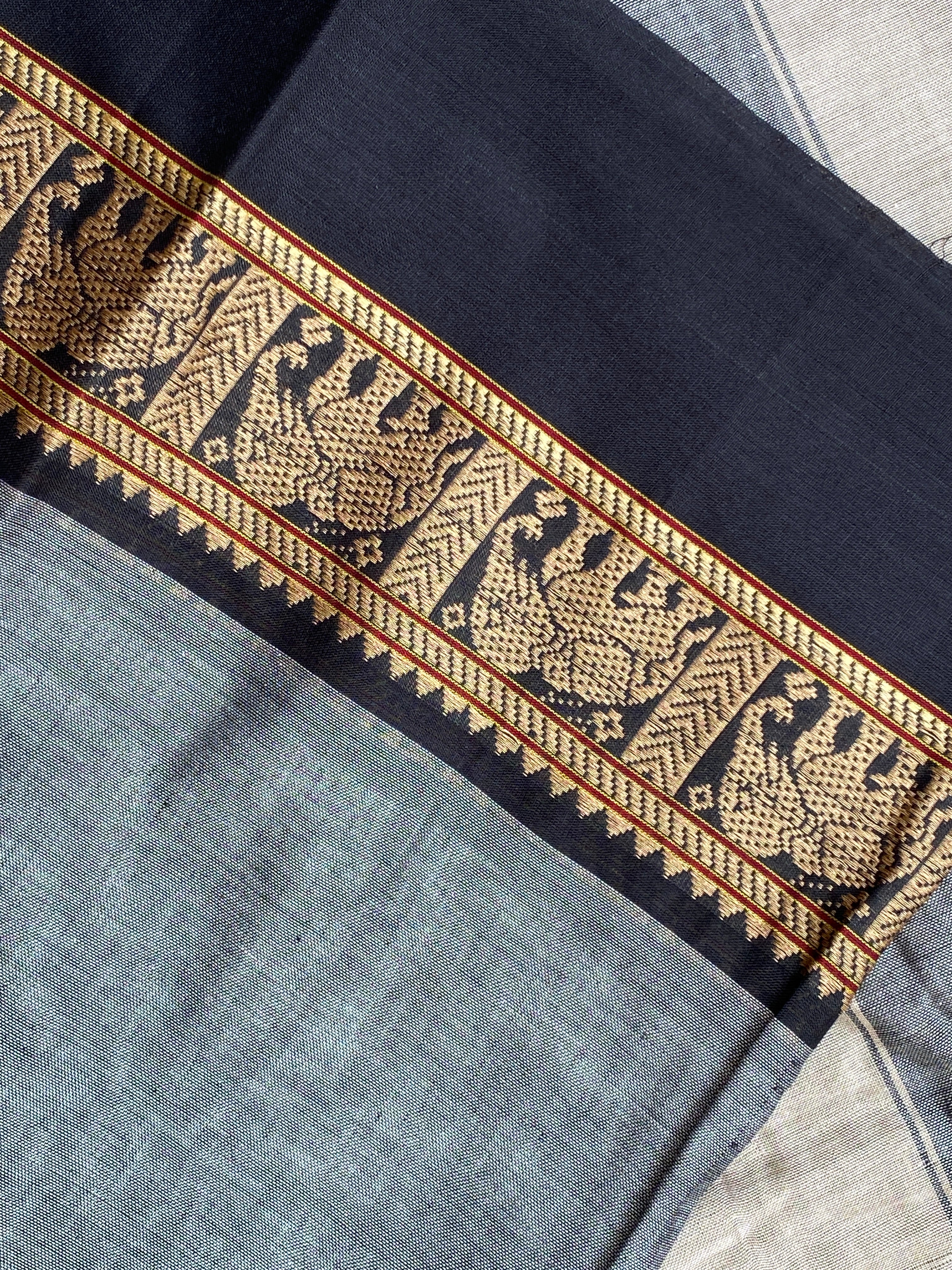 Narayanpet Elephant Border - Soft Grey