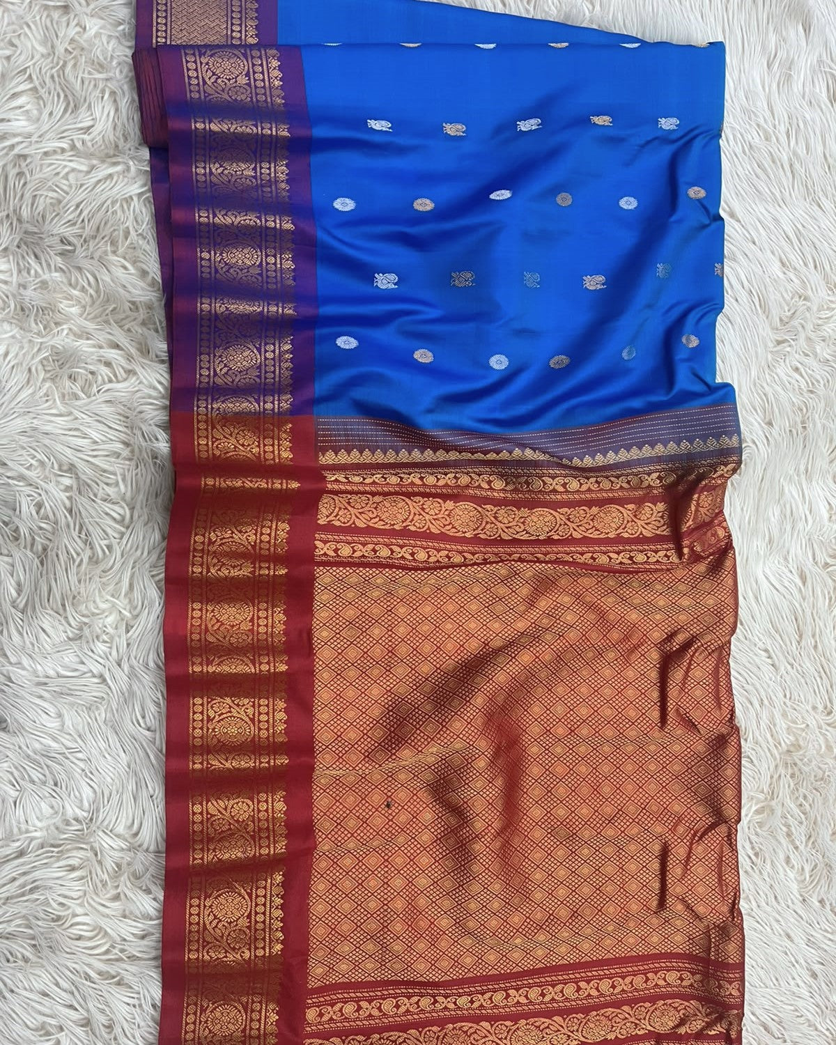 Royal Blue Handloom Gadwal Pattu Saree