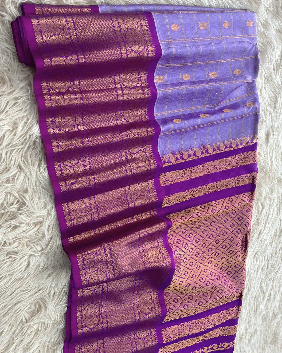Lavender Checks Handloom Gadwal Pattu Saree