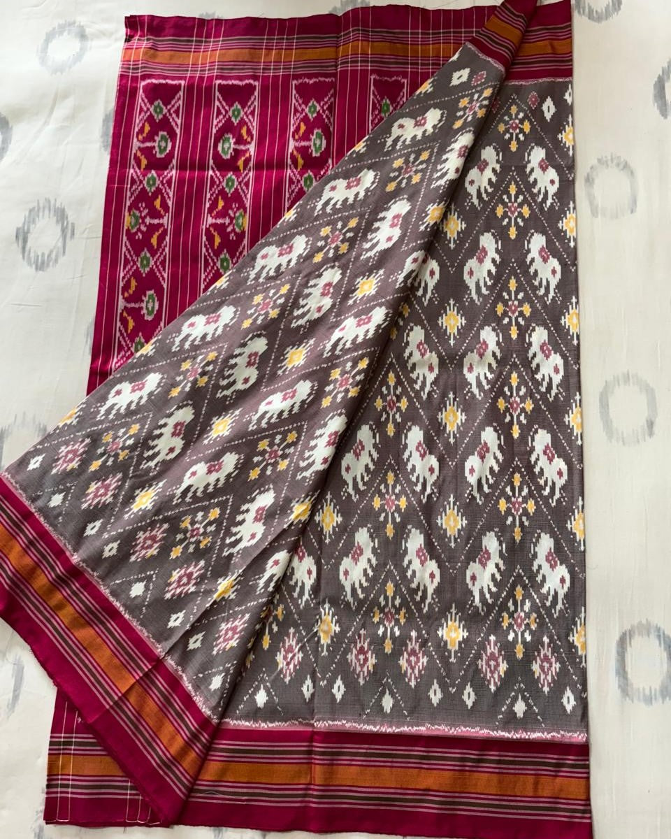 Charcoal Grey - Motifs Handloom Pochampally Ikkat Pattu