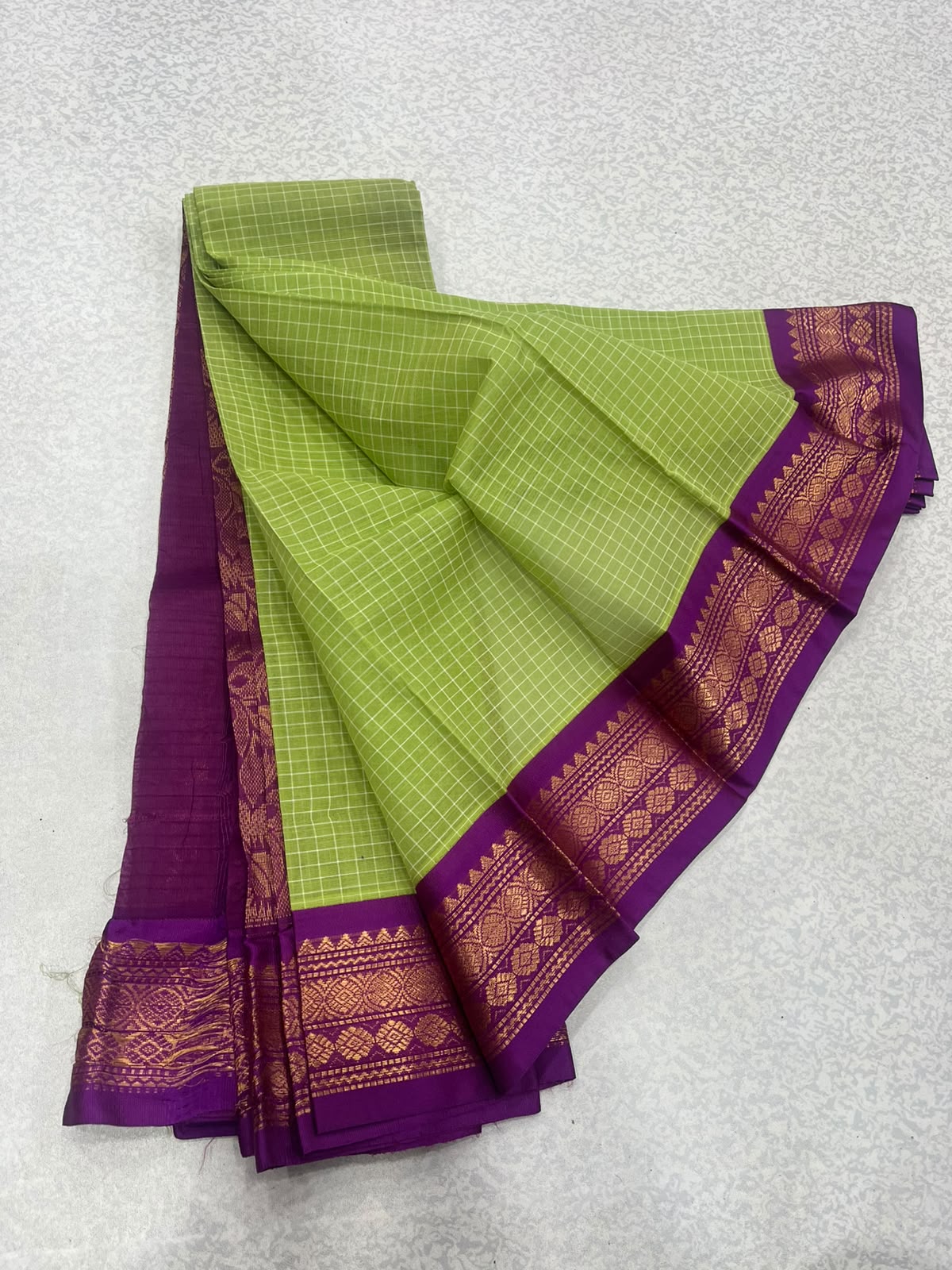 Gadwal cotton 18