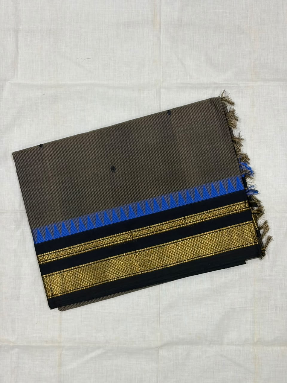 Kanchi Cotton 16